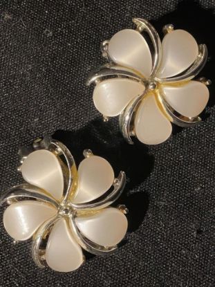 Picture of Kramer Vintage Flower Clip On Earrings