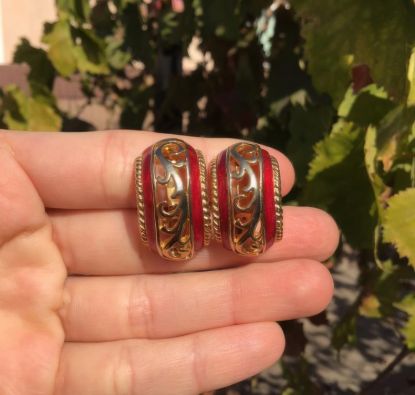 Picture of Vintage Red Resin Filigree Long Clip Earrings