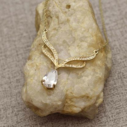 Picture of Vintage Avon Gold Tone Pear Rhinestone Necklace