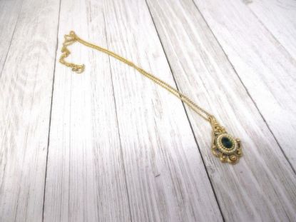 Picture of Vintage Avon Victorian Versailles Gold Tone Necklace