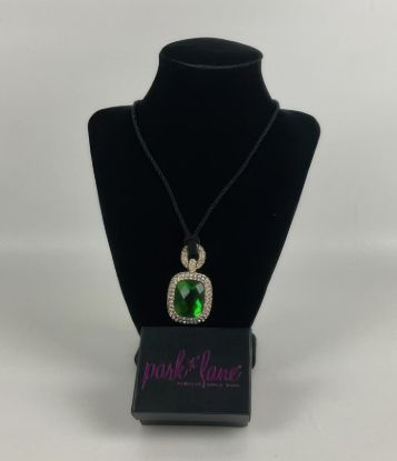 Picture of Vintage Emerald Green Park Lane Pendant Necklace