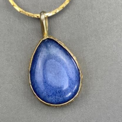 Picture of Vintage Lapis Lazuli Pendant Gold Tone Necklace